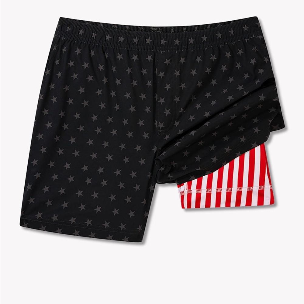 NWT men’s chubbies swim trunks with built in liner. Size small